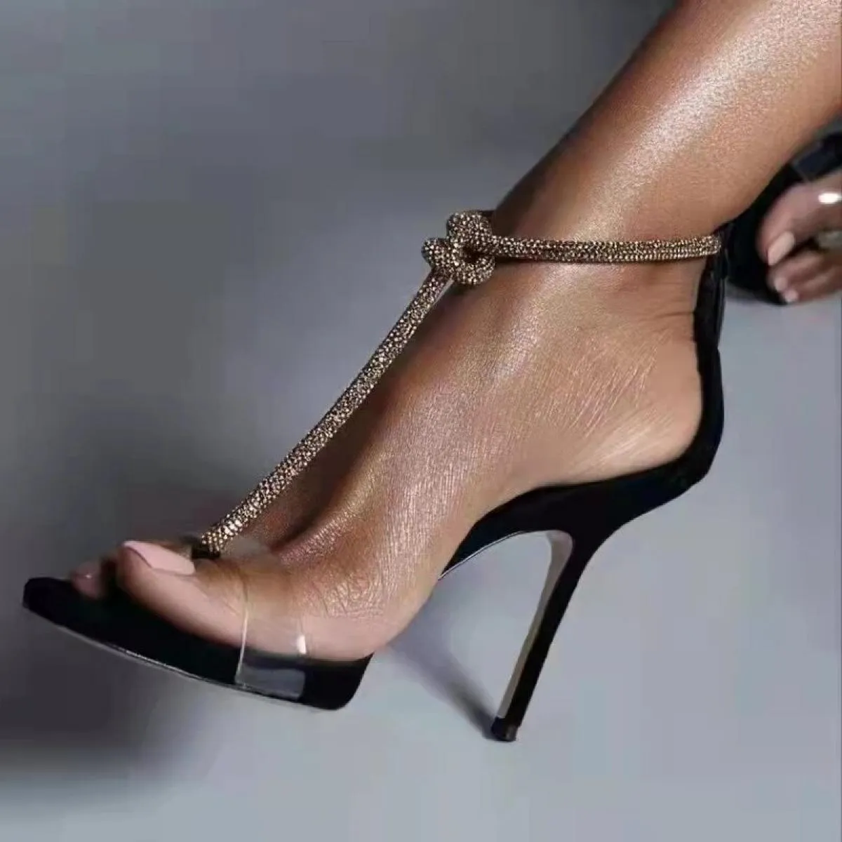 2023 sandali da donna con cinturino in cristallo sandali aperti con punta aperta scarpe da sposa bianche sandali gladiatore con