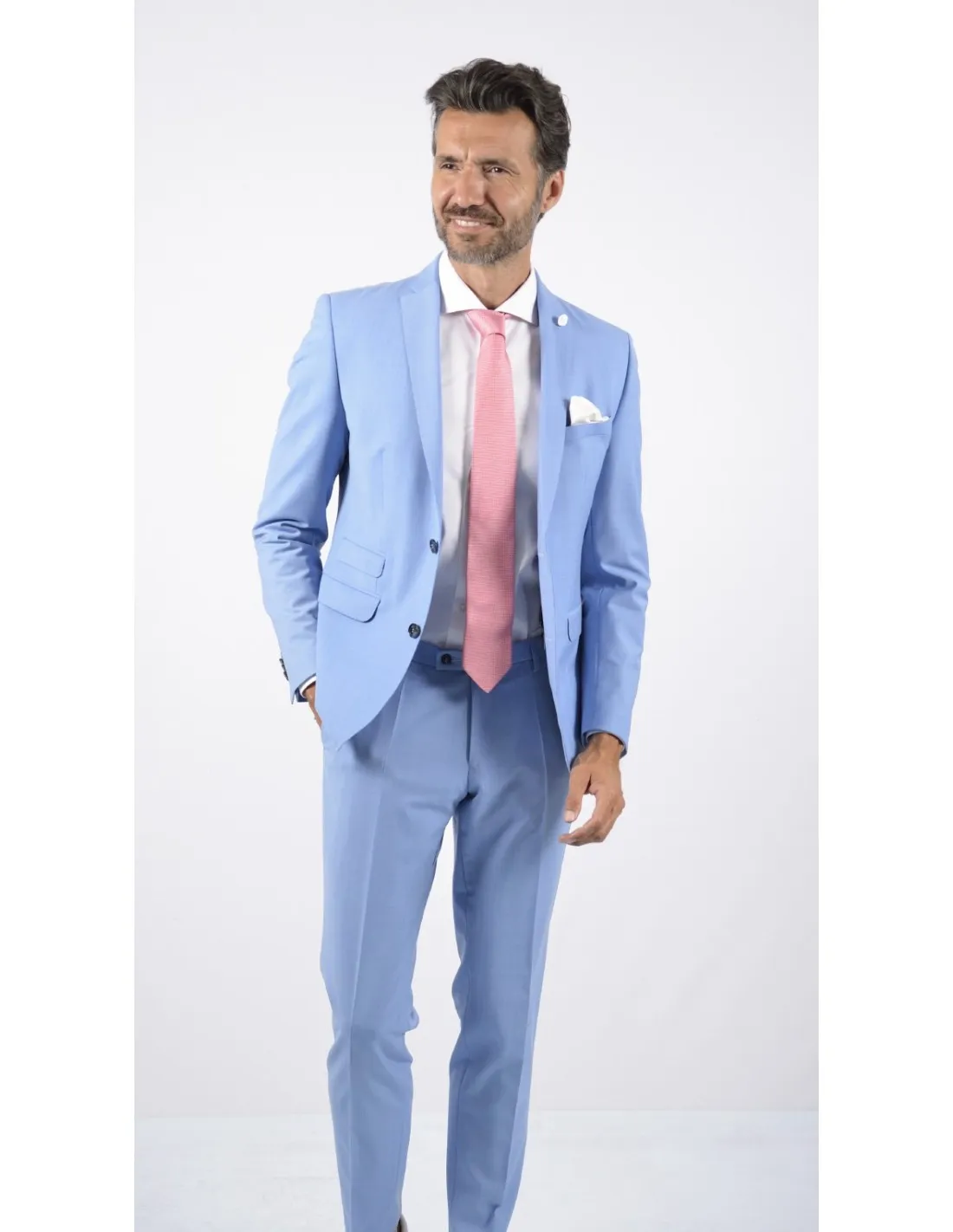 Abito azzurro in fresco lana