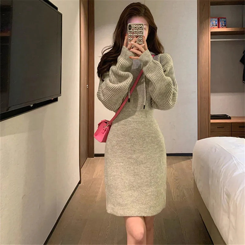 Abito in lana avvitato in stile francese con cappuccio da donna
