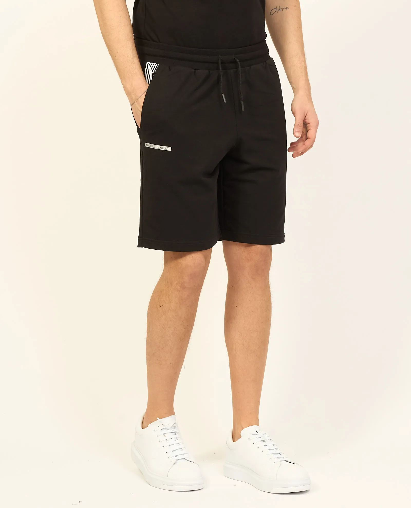 Bermuda uomo 7 Lines di EA7 in misto cotone