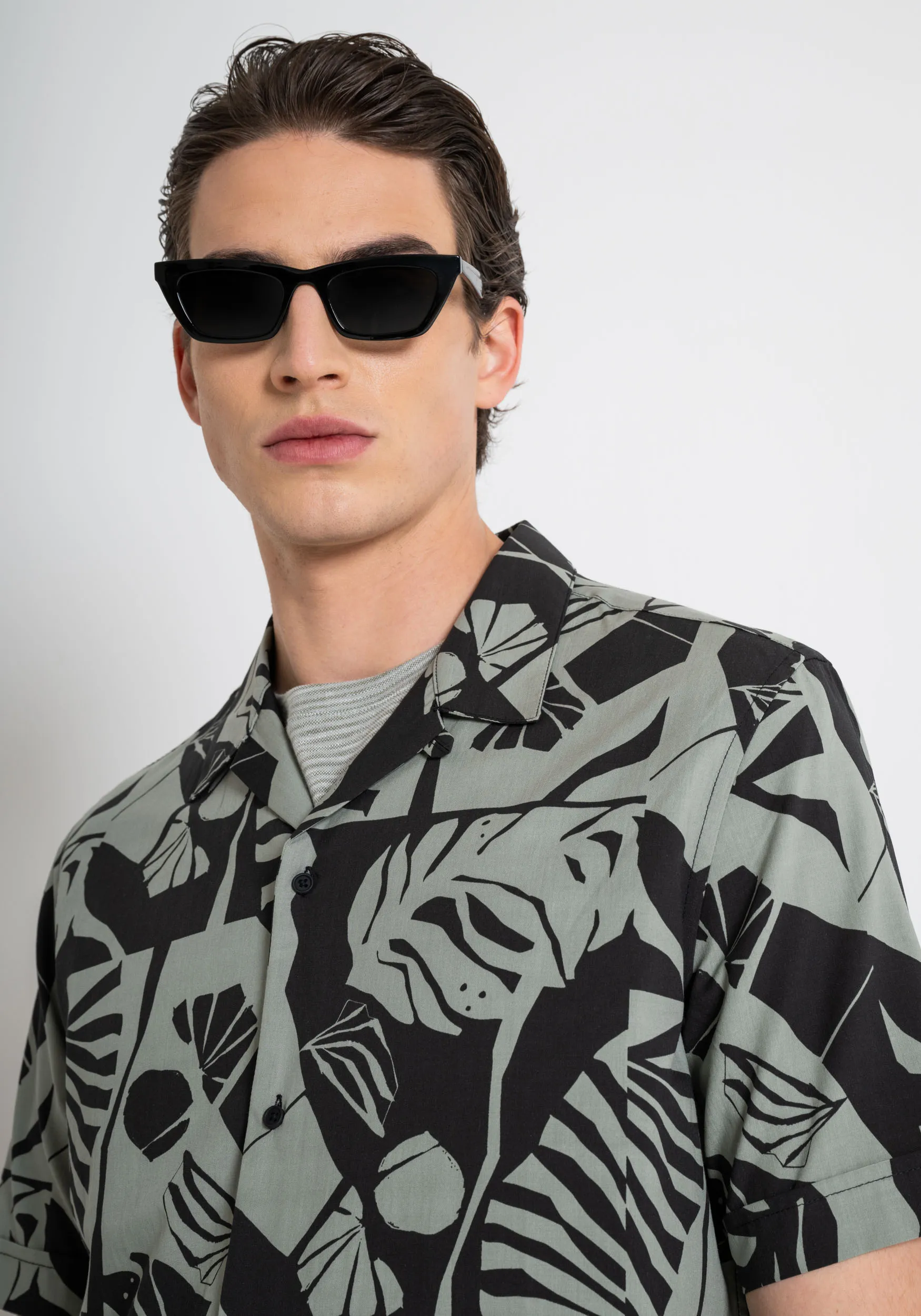 CAMICIA REGULAR STRAIGHT FIT “HONOLULU” IN MISTO COTONE CON STAMPA JUNGLE