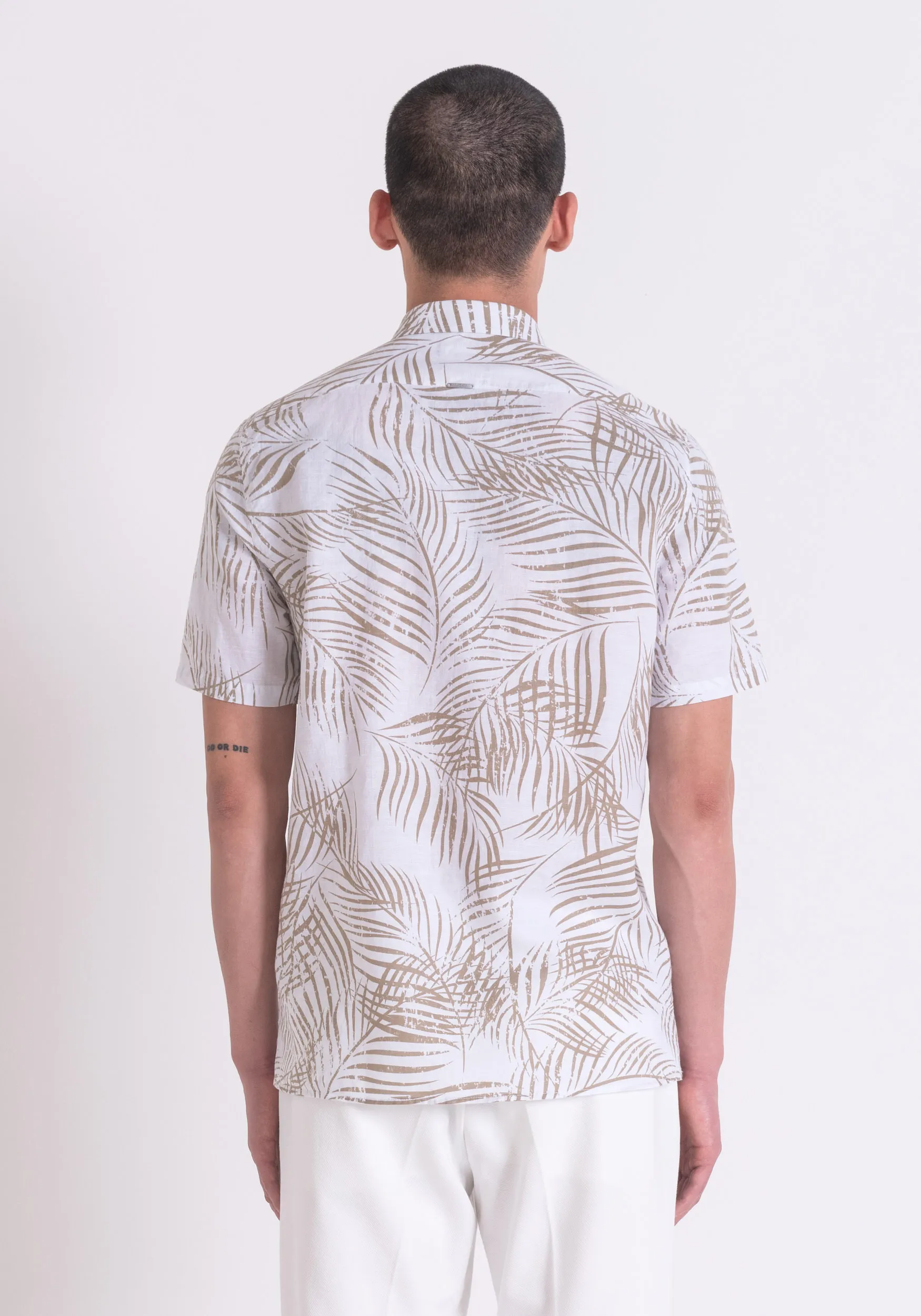 CAMICIA REGULAR STRAIGTH FIT “BARCELONA” IN MISTO LINO STAMPATO