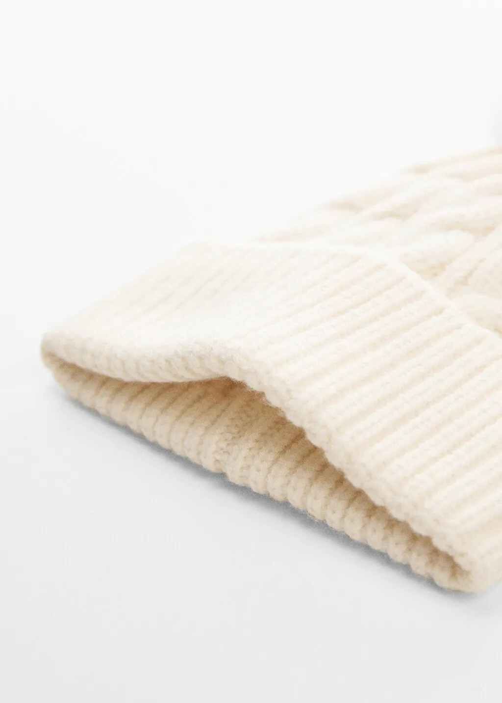 Cappello maglia trecce