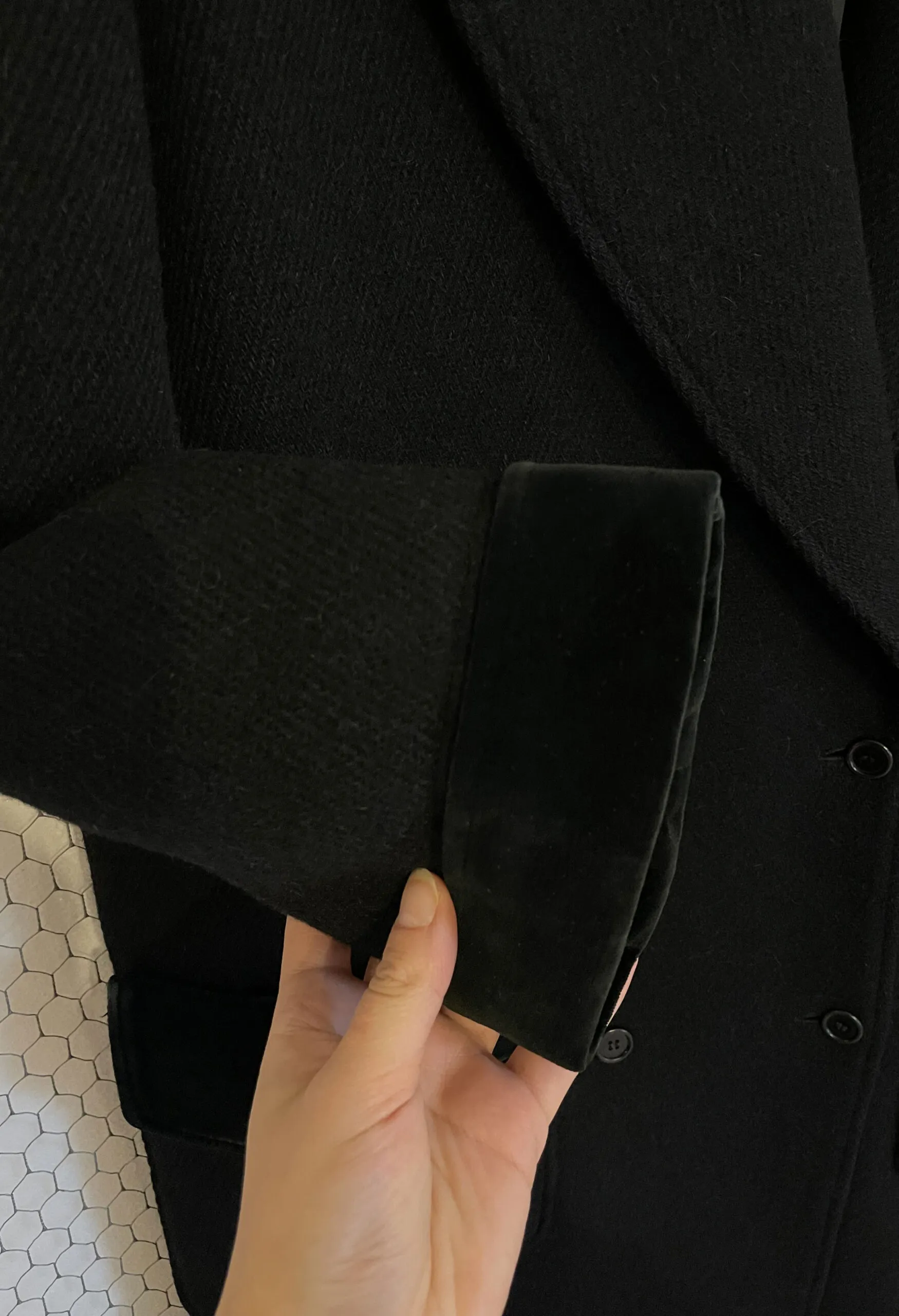 Cappotto nero in lana e alpaca Ungaro vintage anni ’80