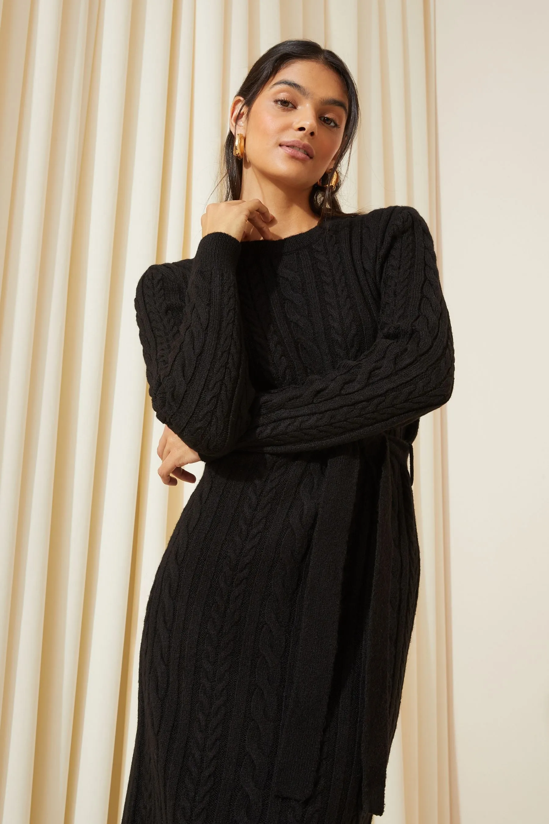 Friends Like These - Abito maglia midi Con cintura lavorato a trecce