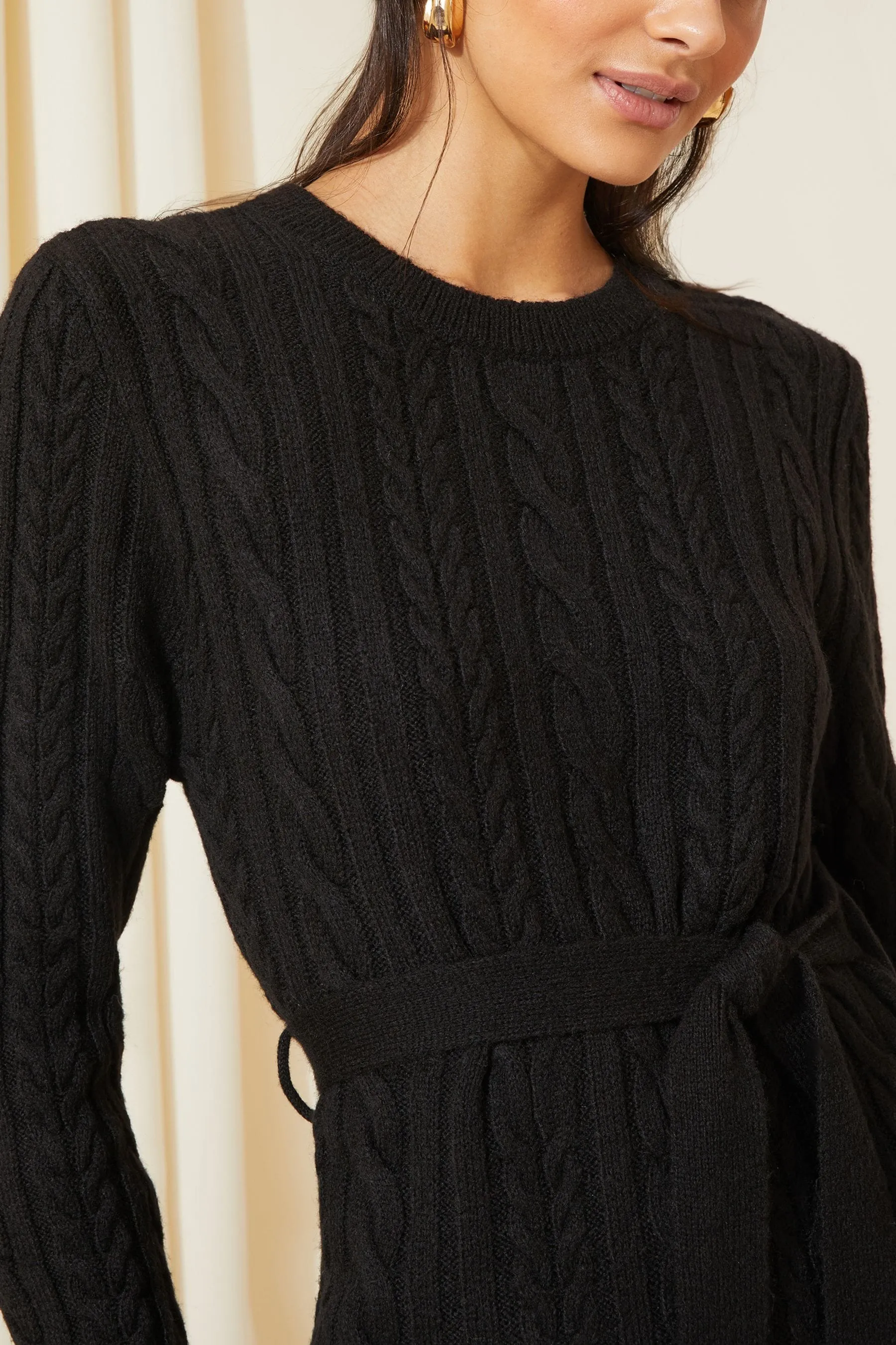 Friends Like These - Abito maglia midi Con cintura lavorato a trecce