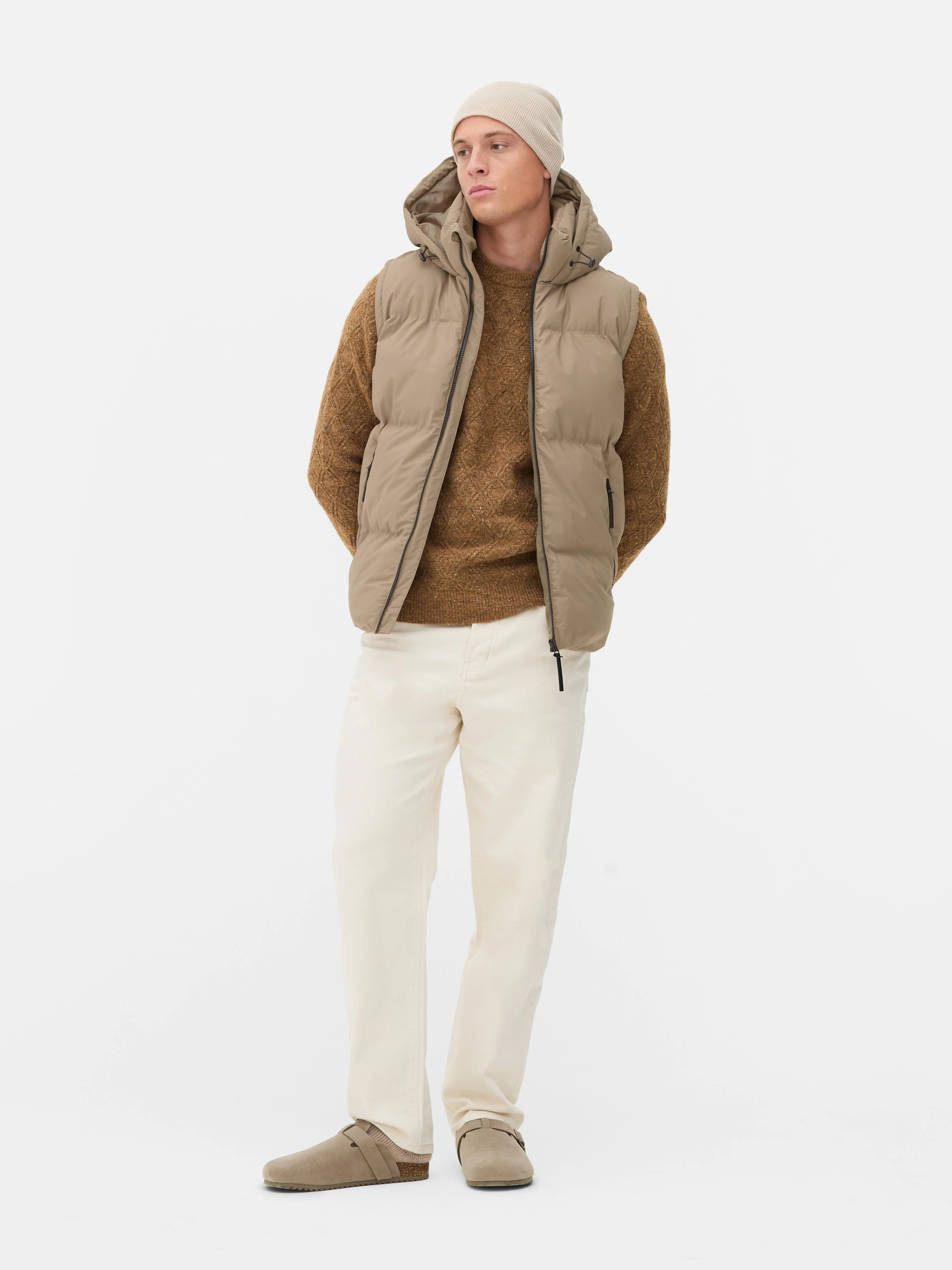 Gilet imbottito con cappuccio