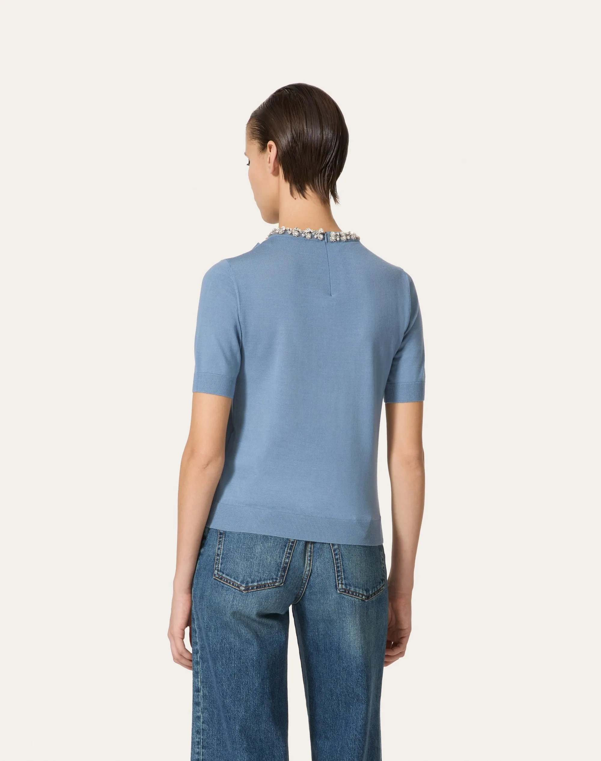 MAGLIA IN LANA RICAMATA