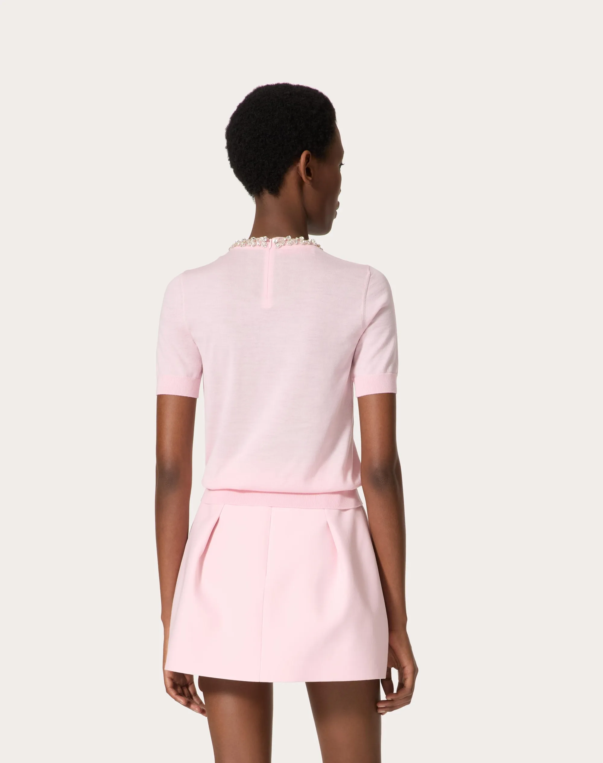 MAGLIA IN LANA RICAMATA