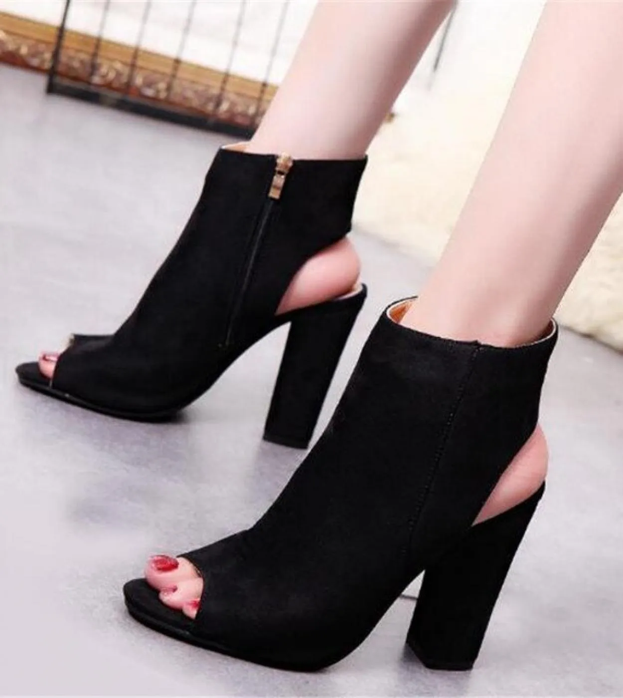 Moda Donna Ragazze Tempo libero Hollow Back Peep Toe Chunky Tacchi alti Cerniera Sandali gladiatore casual Feminino Sandali Sh