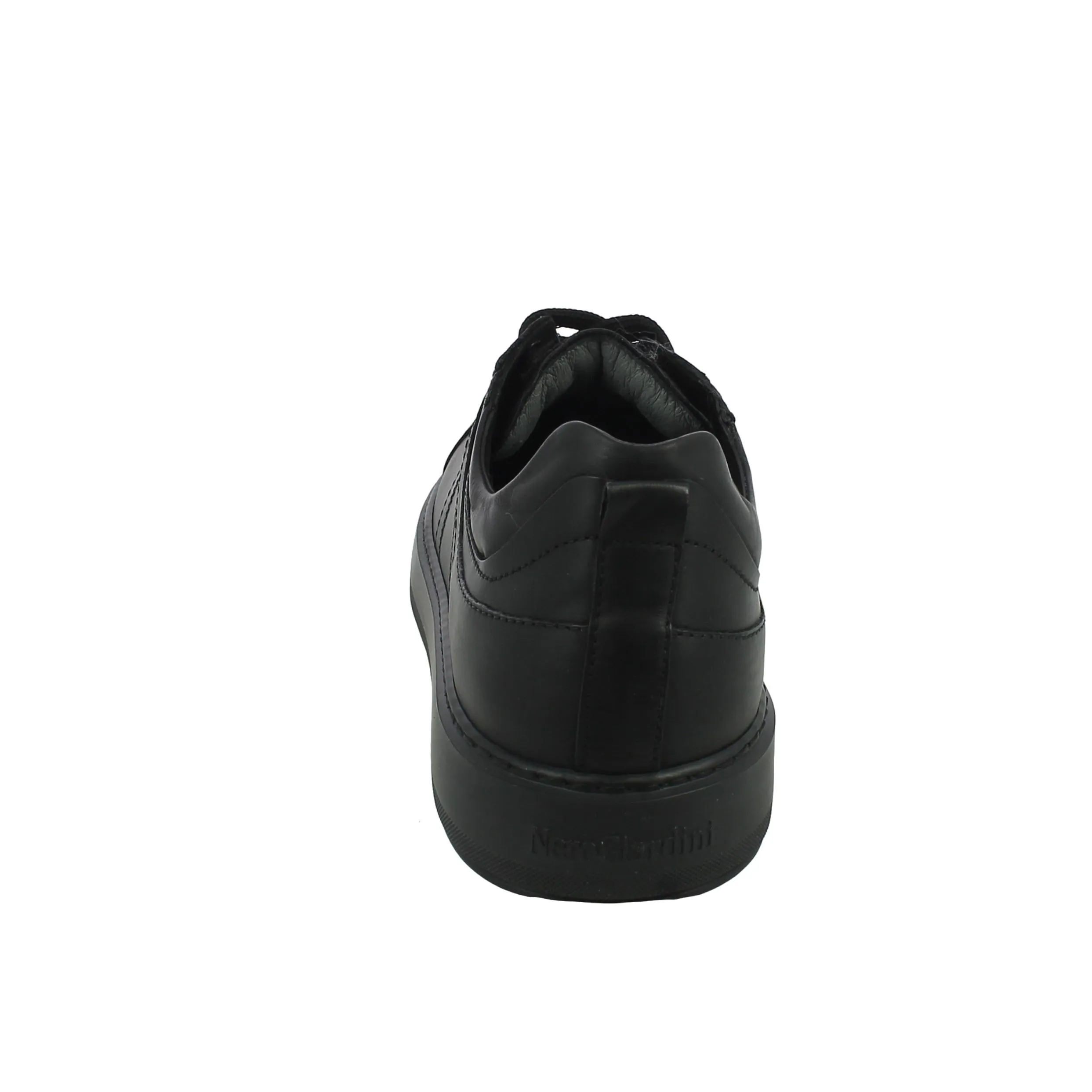 NeroGiardini  Sneaker in pelle nera 