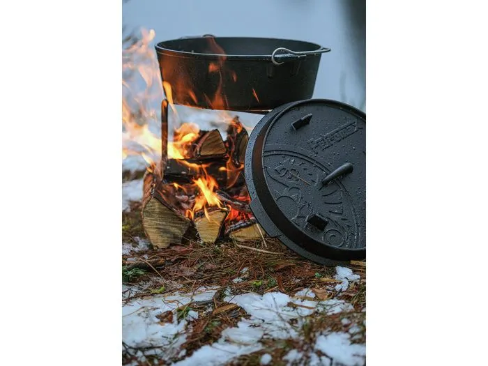 Petromax FT4.5-T Flat Dutch Oven pentola