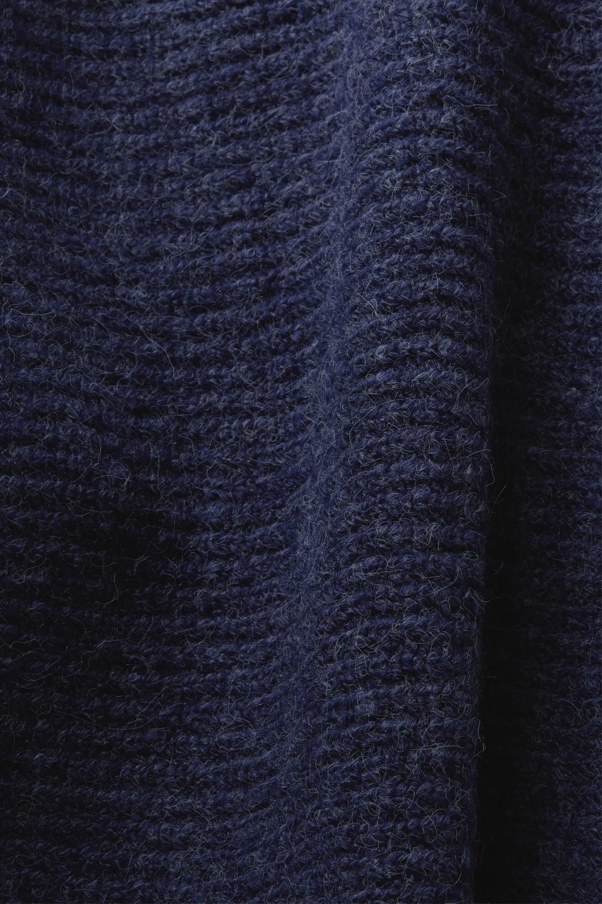 Riciclato: poncho con maniche a pipistrello