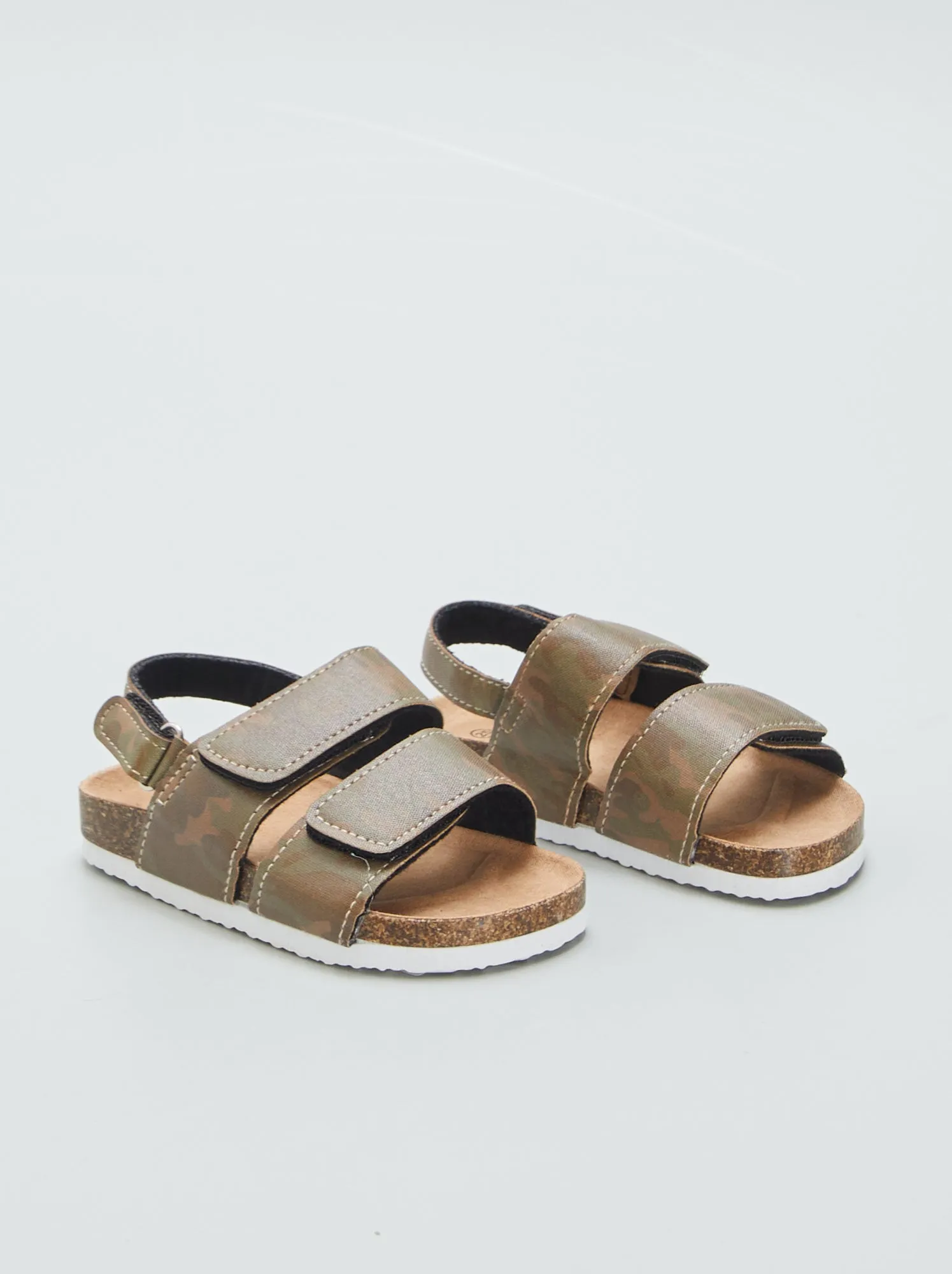Sandali bassi con strappi - KAKI