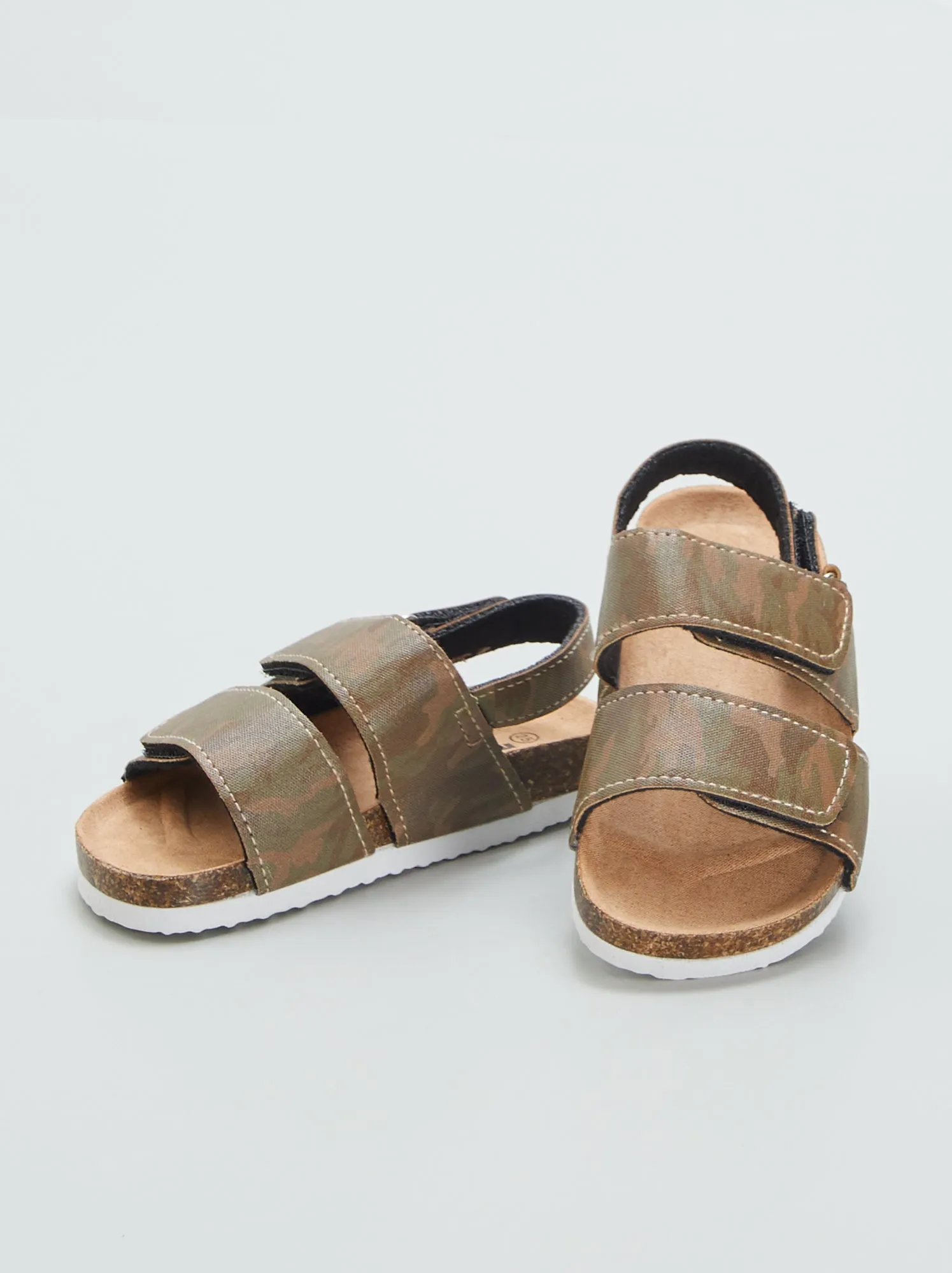 Sandali bassi con strappi - KAKI