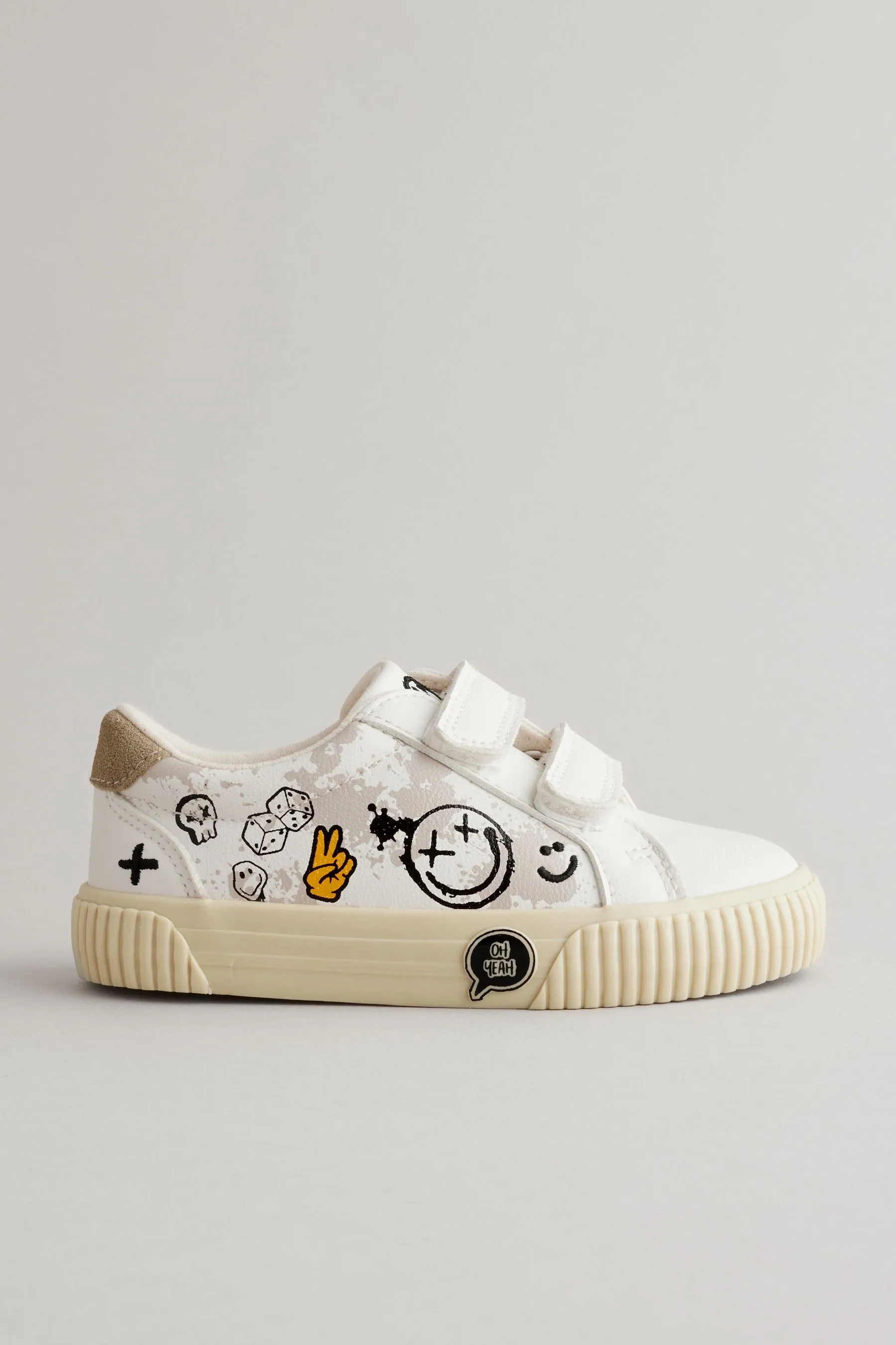 Scarpe con chiusura a strappo    
