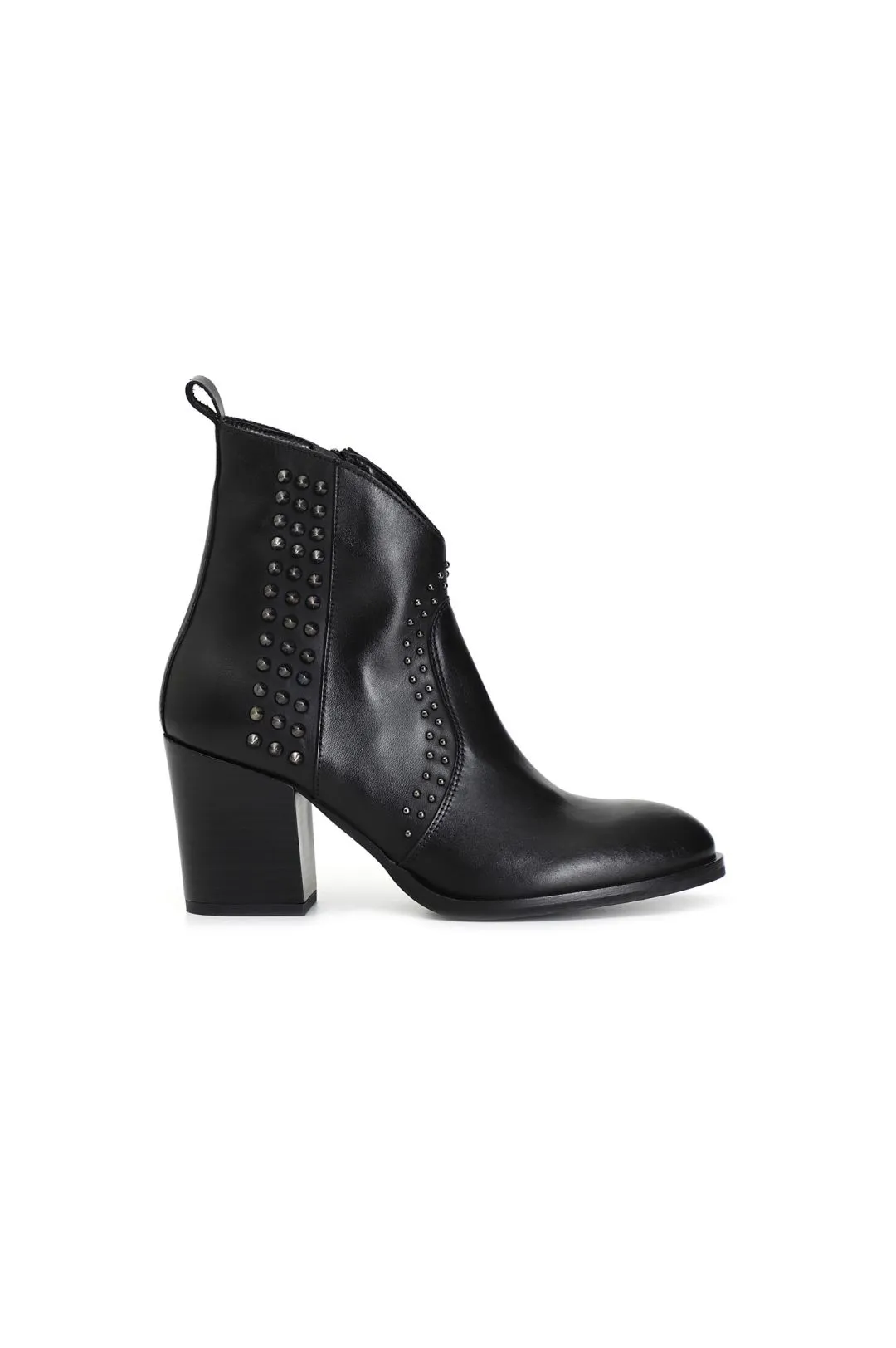 tronchetto donna stile texano in pelle con borchie nero