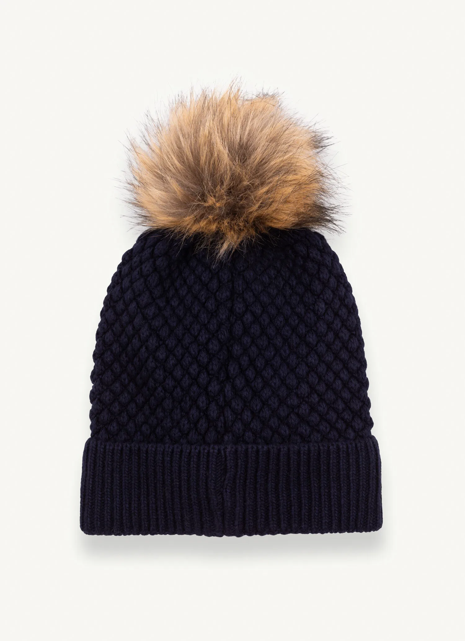 Women's hat with rice grain knit stitch